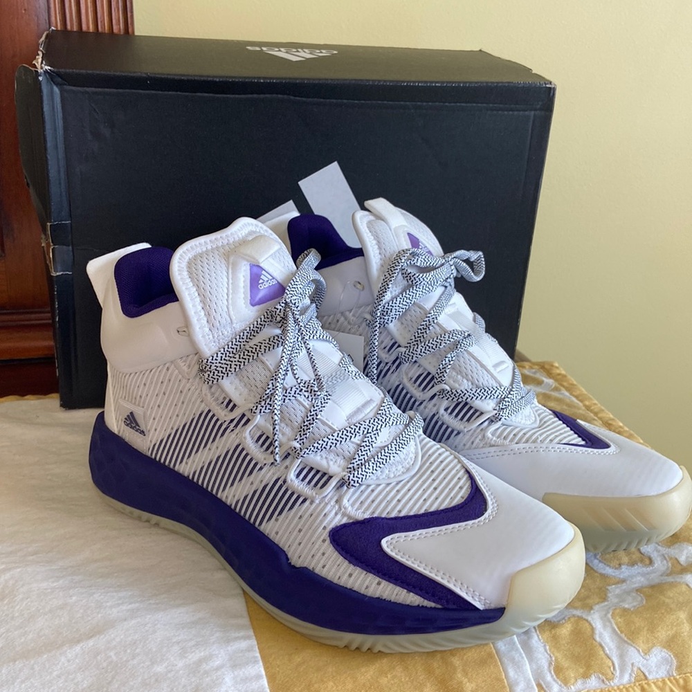 NIB adidas Pro Boost Mid basketball shoes 4 NWT